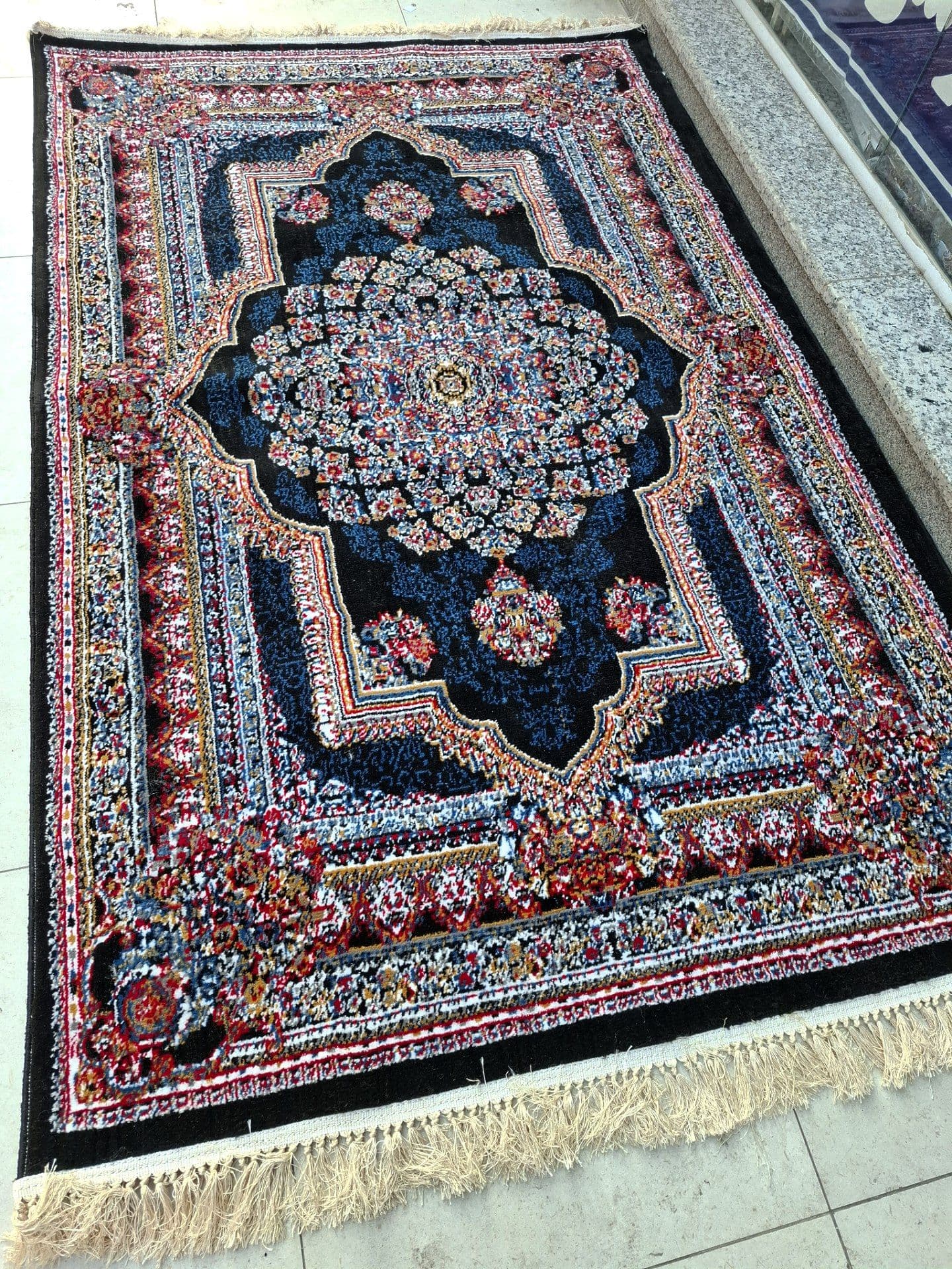 فرش ماندگار نخ بی‌سی طرح ۵۰۰ شانه (۴ متری) قالی قالیچه — تصویر ۴