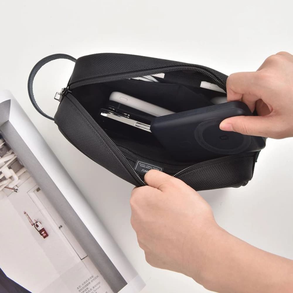 کيف لوازم جانبی همراه با اثر انگشت هوشمند شیائومی مدل WIWU Hali Travel Pouch H1 — تصویر ۲