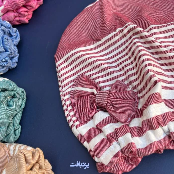 کلاه حمام نخی یزدی دو لایه کشی رنگ زرشکی — تصویر ۳