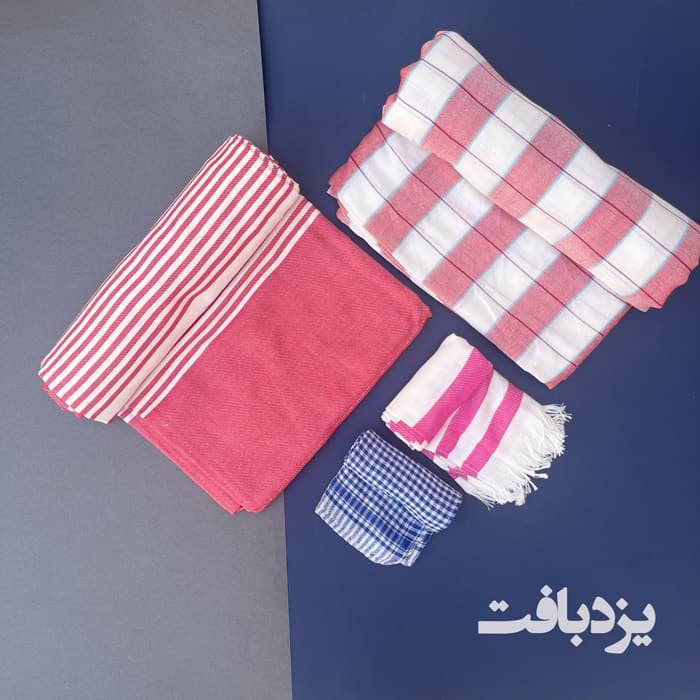 پکیج مسافرتی اقتصادی نخی رنگ قرمز