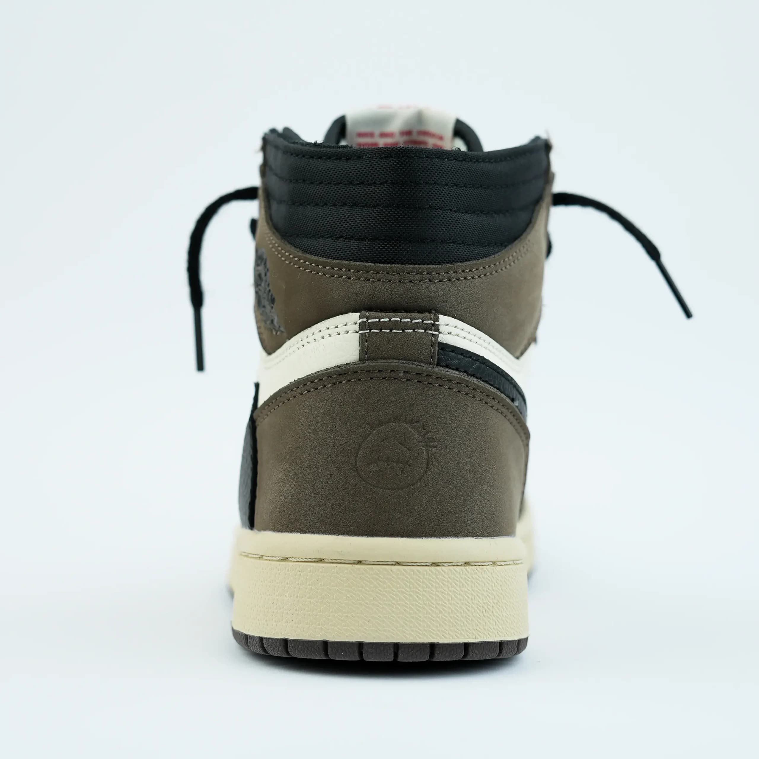 کفش جردن وان ترویس موکا Jordan 1 Travis Scott Mocha — تصویر ۳