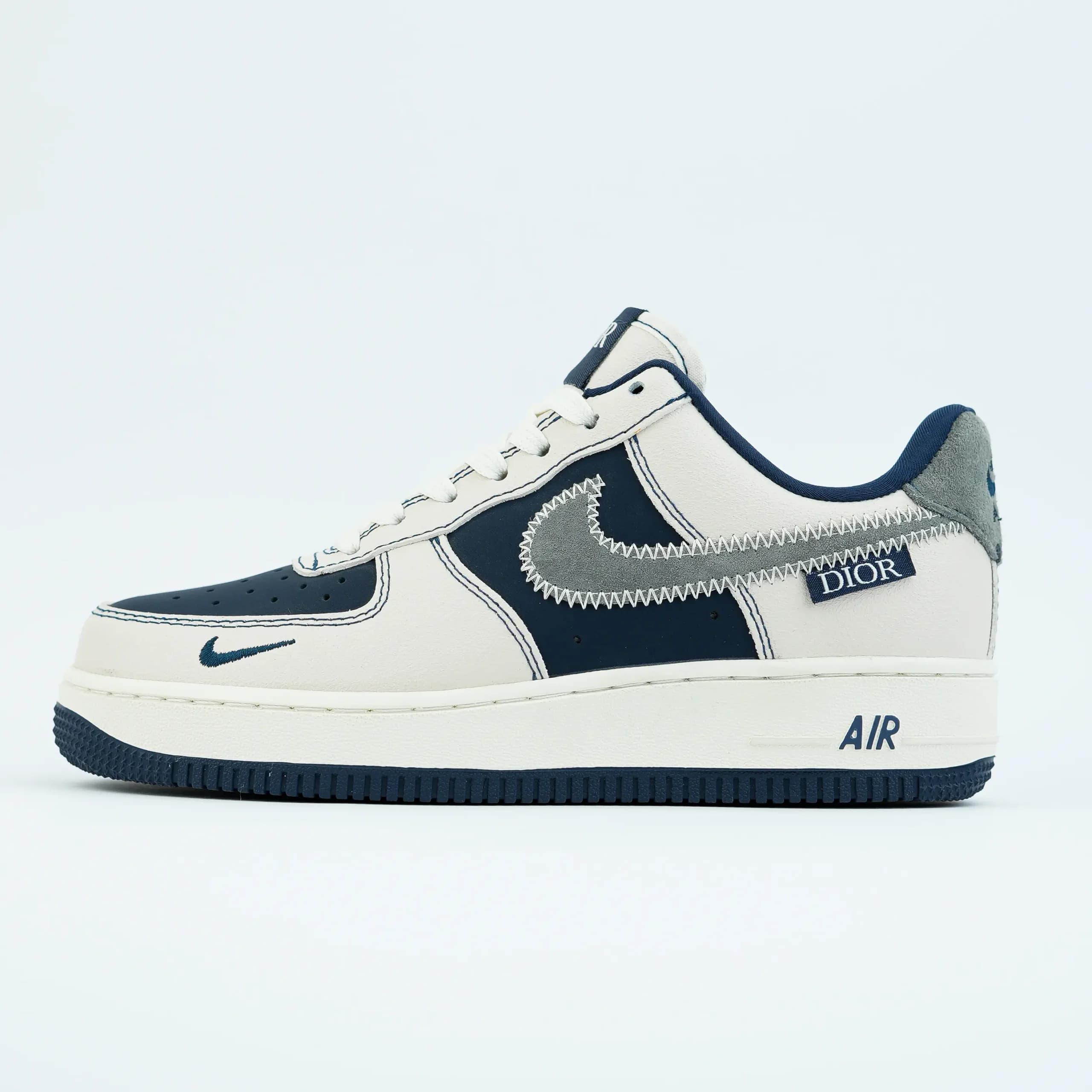 کفش ایر فورس دیور سرمه ای سفیدNike Air Force 1 x Dior