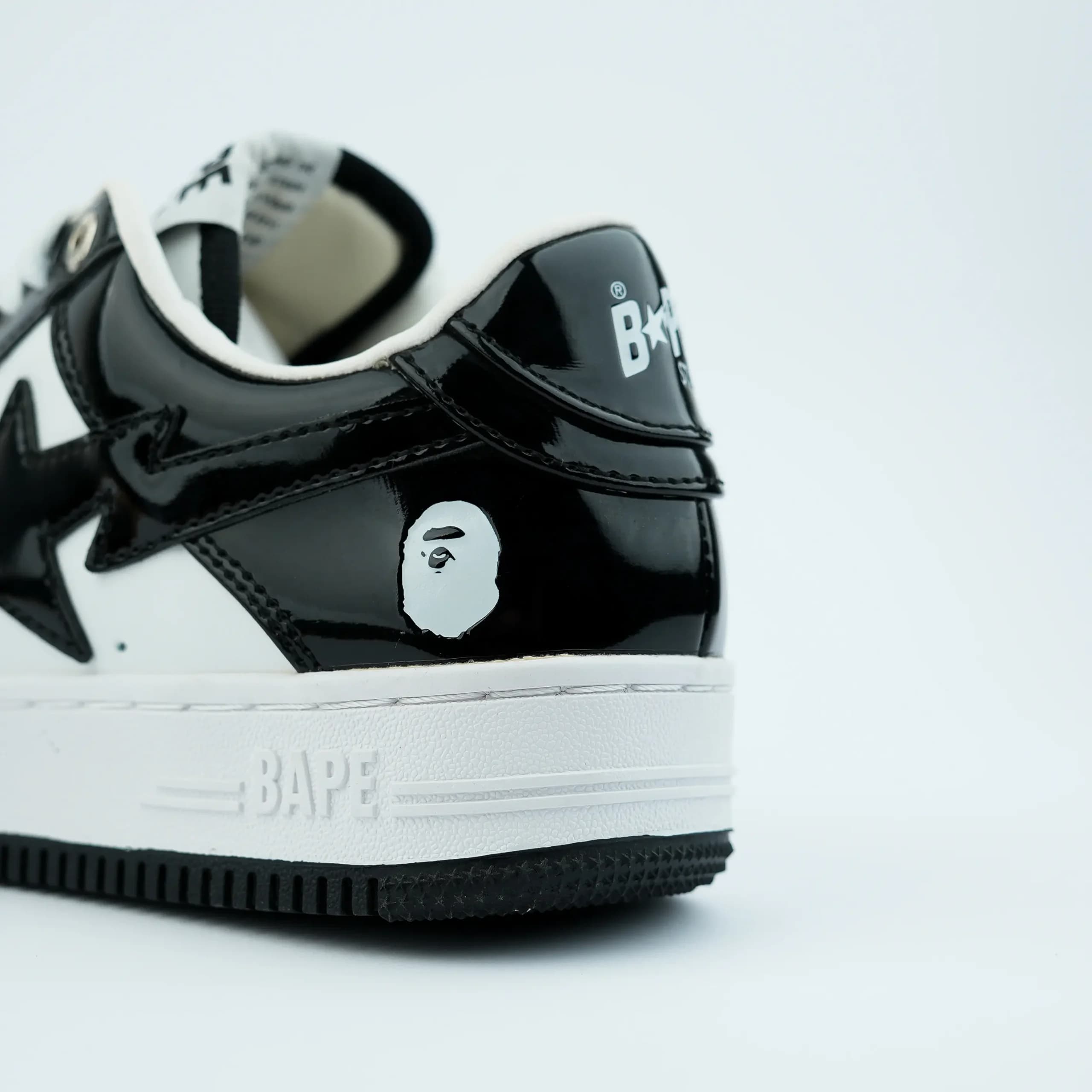 کفش بیپ سفید مشکی BAPE STA — تصویر ۴