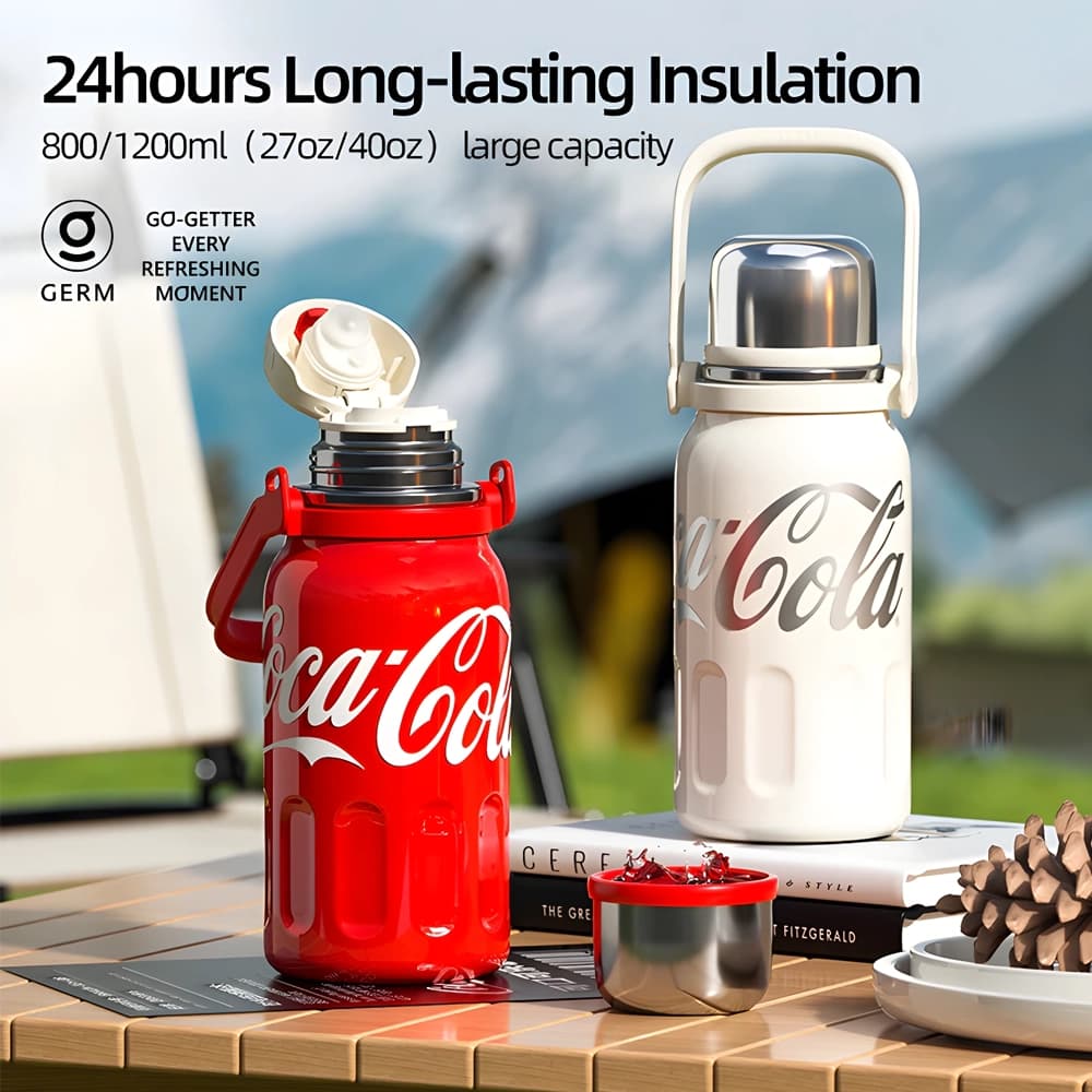 فلاسک جرم کوکا کولا مدل Germ x Coca Cola Vacuum Flask with handle and strap — تصویر ۴