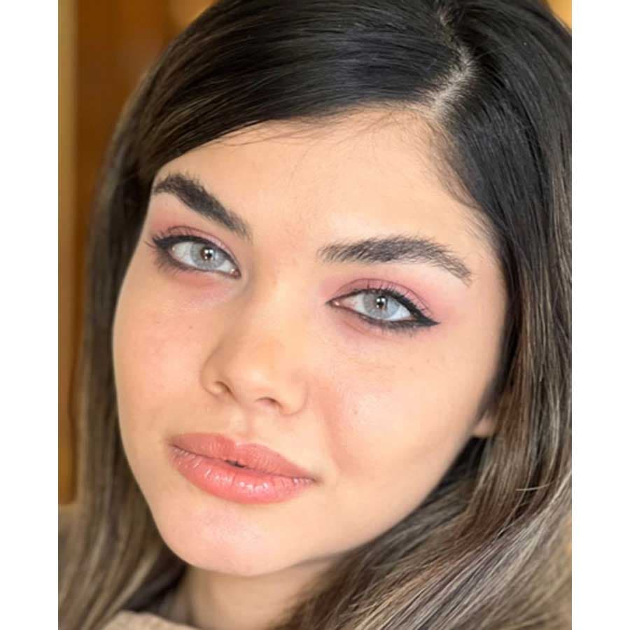 لنز طبی رنگی شیخ پرل فصلی — تصویر ۵