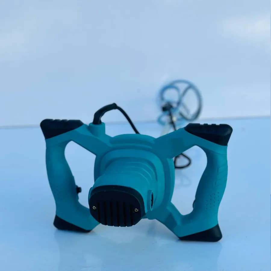همزن صنعتی ماکیتا مدل 200V — تصویر ۲