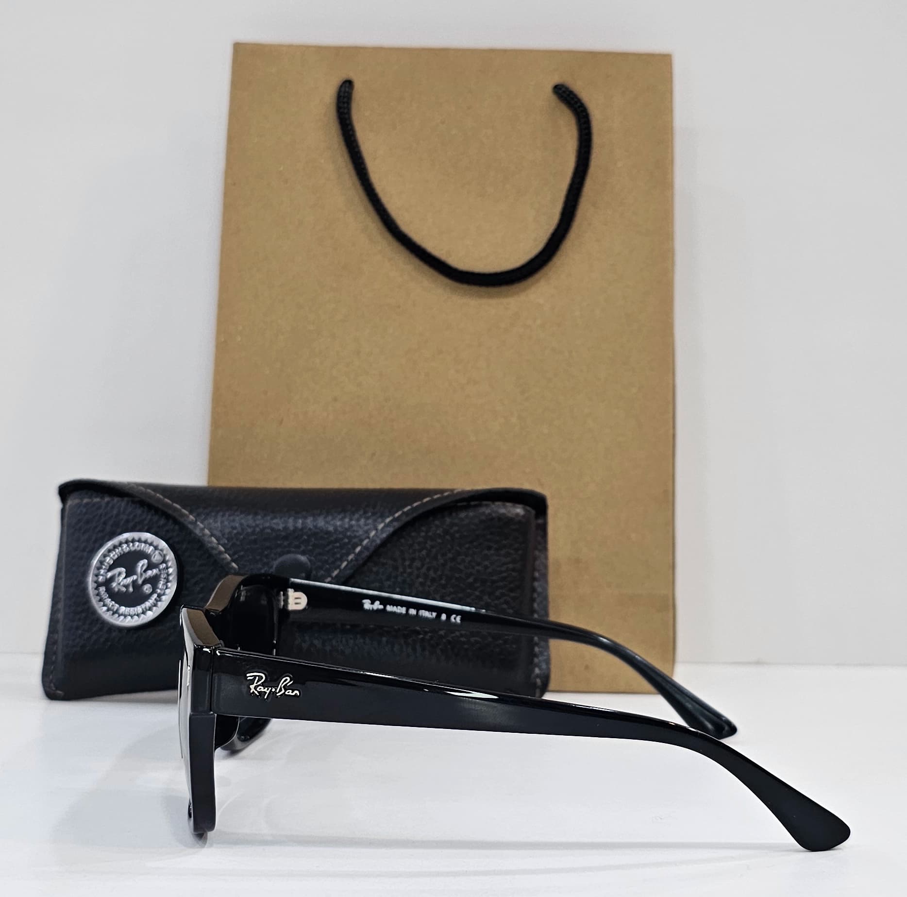 عینک آفتابی برند RAY BAN کد RB4428 — تصویر ۲