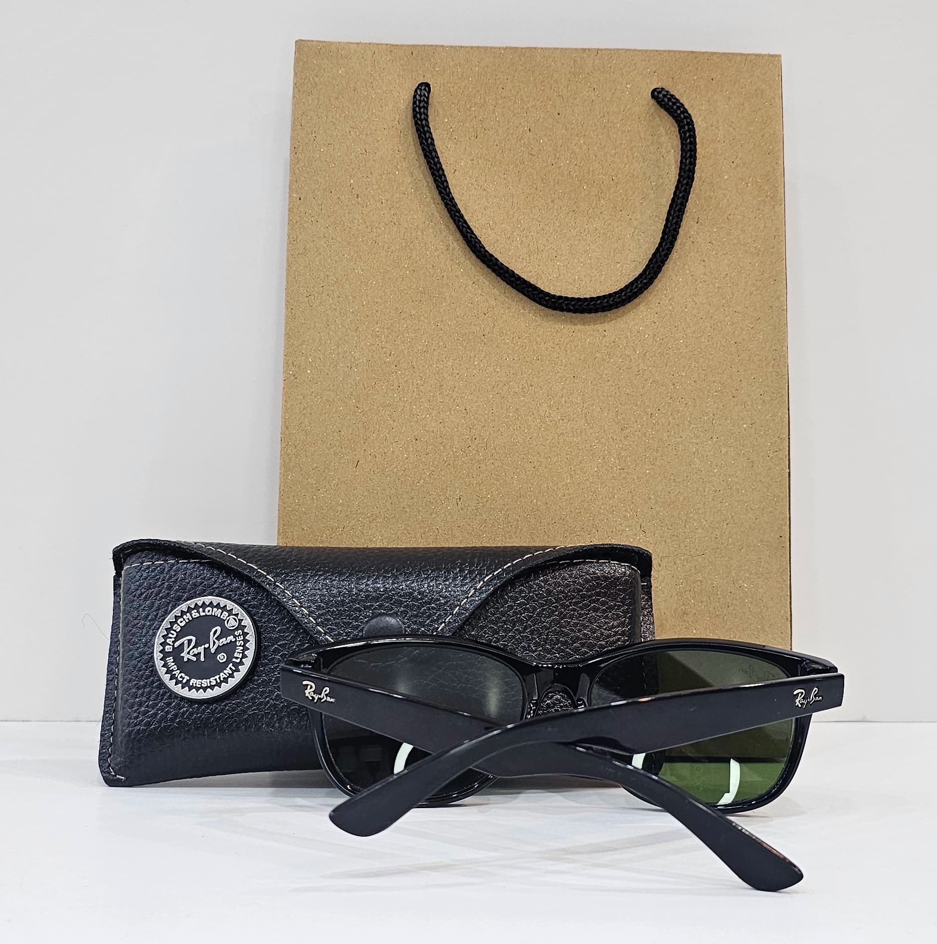 عینک آفتابی برند RAY BAN کد RB2132F — تصویر ۳