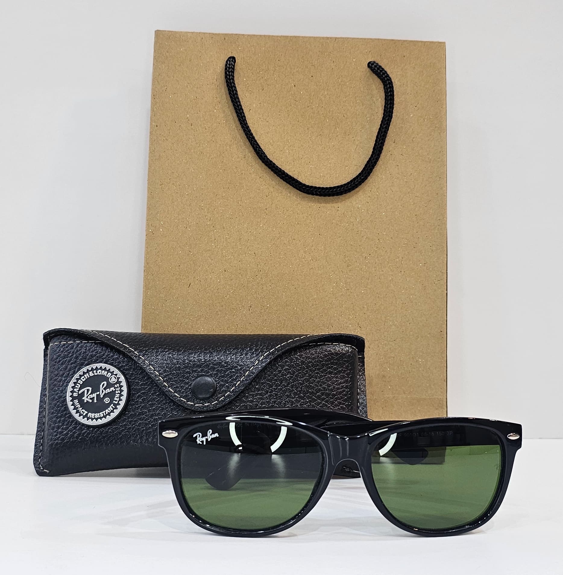 عینک آفتابی برند RAY BAN کد RB2132F
