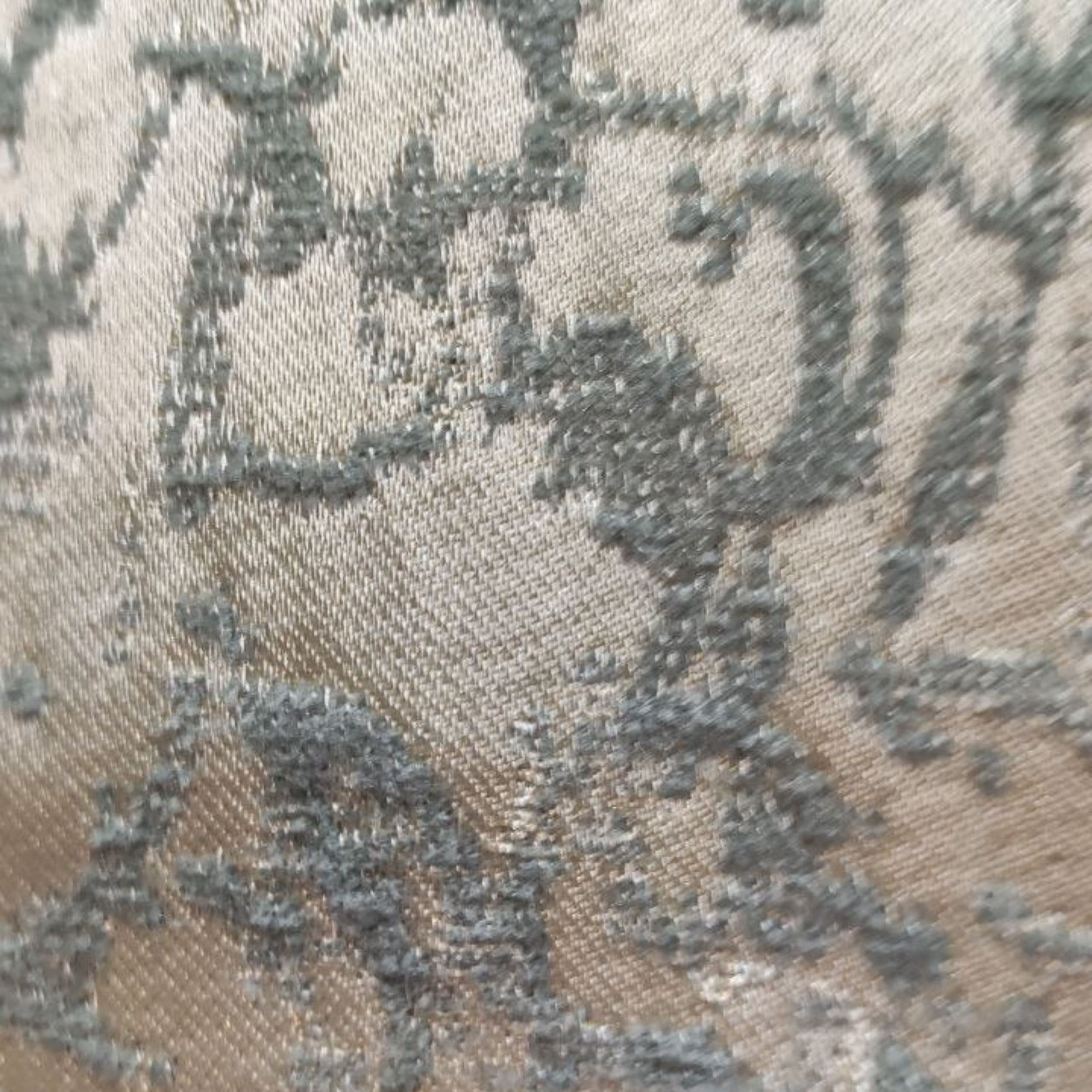 کاور کوسن مخمل طرحدار کد 12582 — تصویر ۲