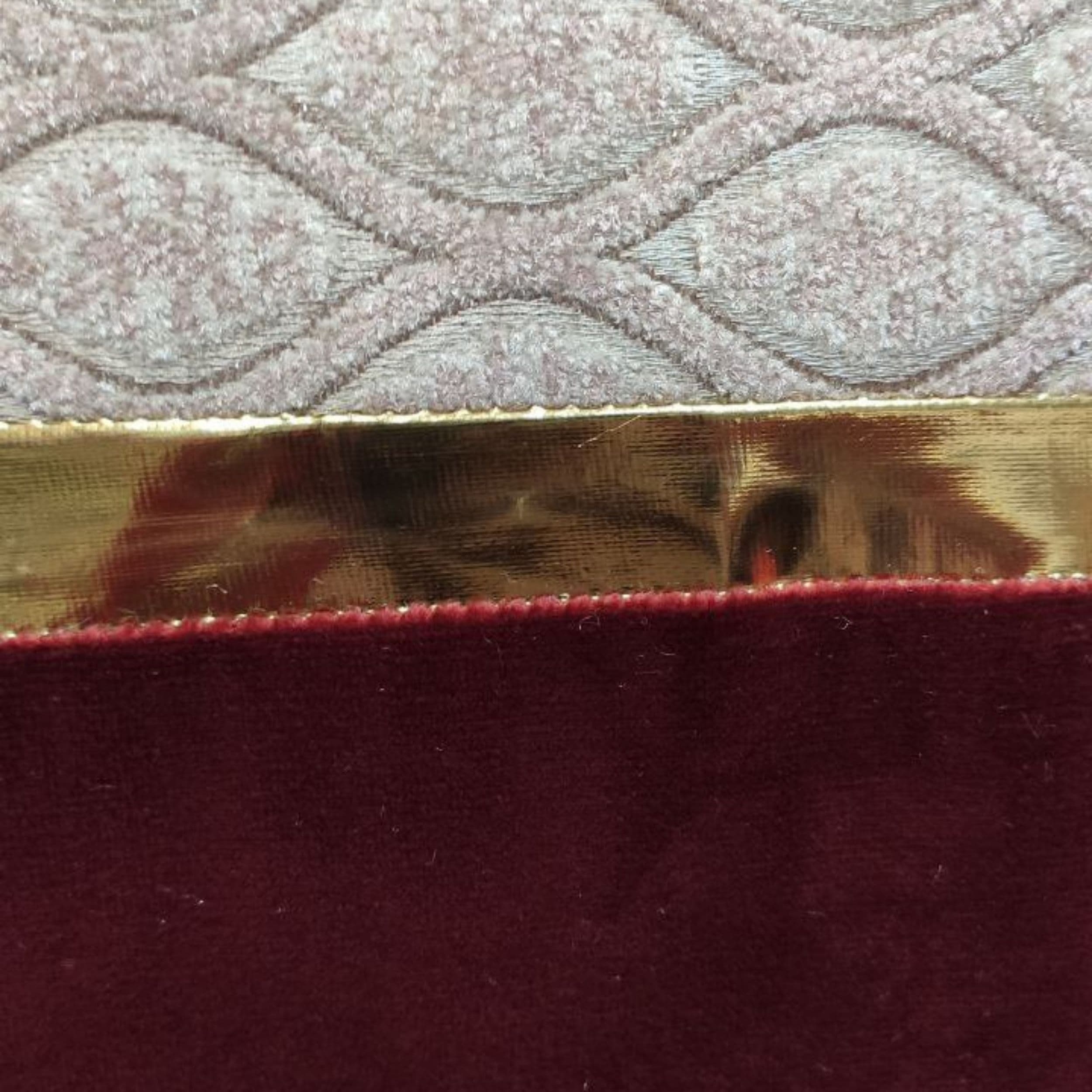 کاور کوسن مخمل پارچه مبلی قرمز کد 12559 — تصویر ۳