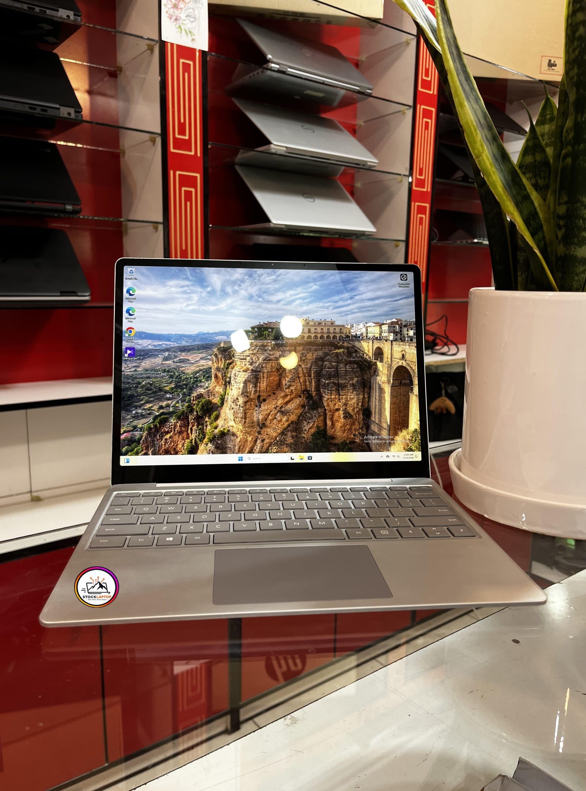 Microsoft Surface Laptop Go Core i5-1035G1 8GB 256GB Intel — تصویر ۳