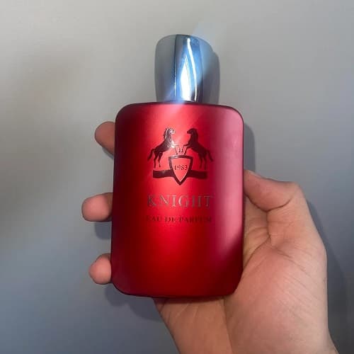 عطر ادکلن مارلی کالان – مارلی قرمز (نایت فرگرانس ورد) | Parfums de Marly Kalan (Knight Fragrance World) حجم 100 میل(شرکتی) — تصویر ۲
