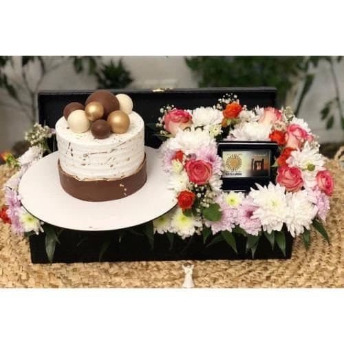 گل و هدیه برای دیپلمات pe368