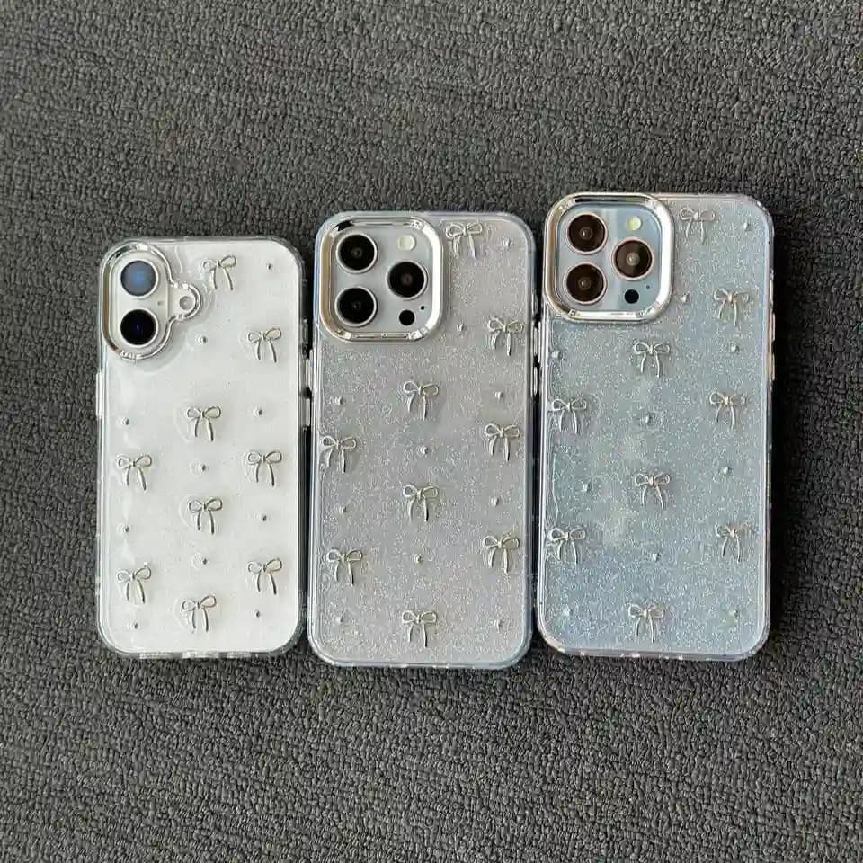 قاب پاپیون شاین دار مدل Shiny bow tie برای IPHONE 17