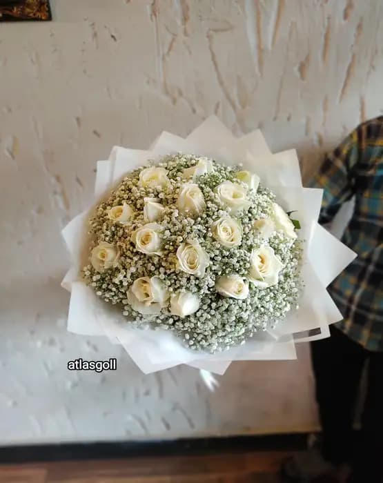 دسته گل رز شیری طرح حدیث