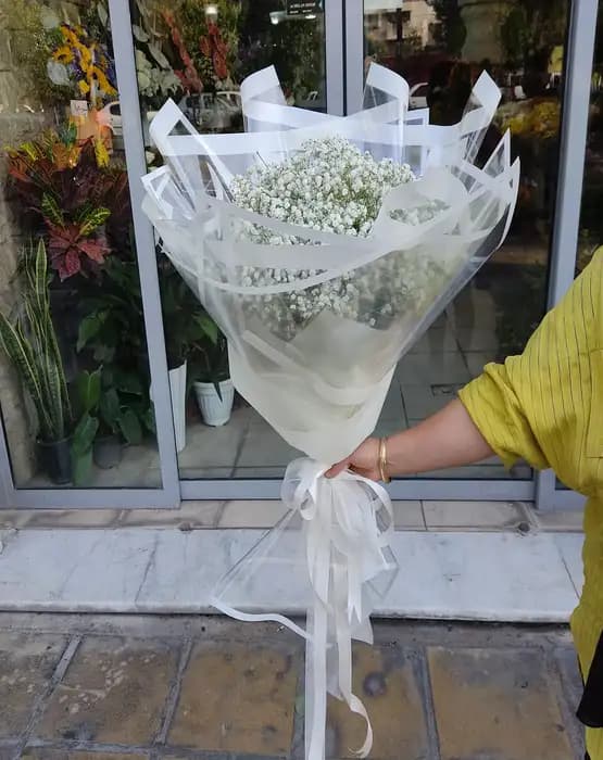 دسته گل عروس سفید طرح فرنوش
