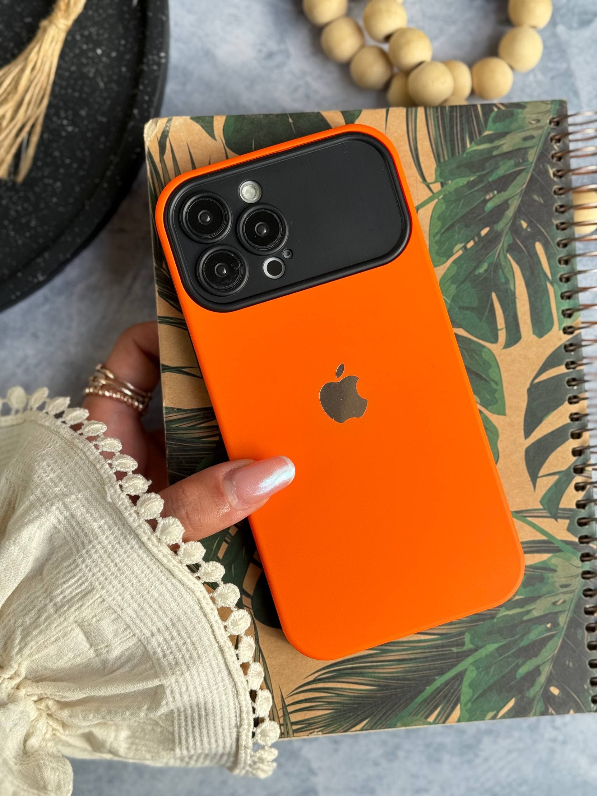 قاب نارنجی نئو لنز IPHONE 17 Pro مدل Neo Lens