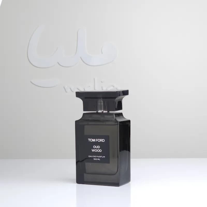 ادوپرفیوم تام فورد زنانه / مردانه مدل عود وود