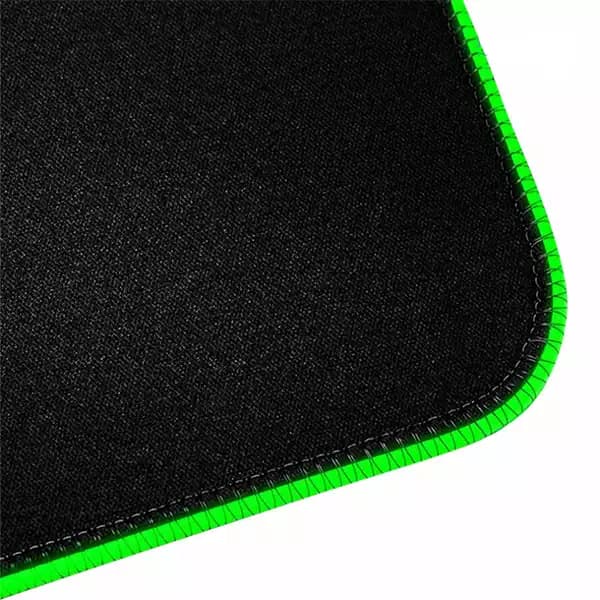 ماوس‌پد گیمینگ Razer Goliathus Extended Chroma — تصویر ۴