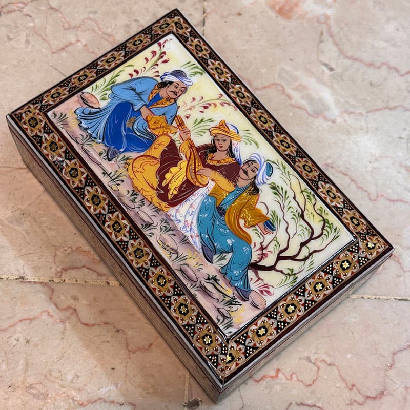 جعبه خاتم کاری استخونی لیلی و مجنون — تصویر ۲