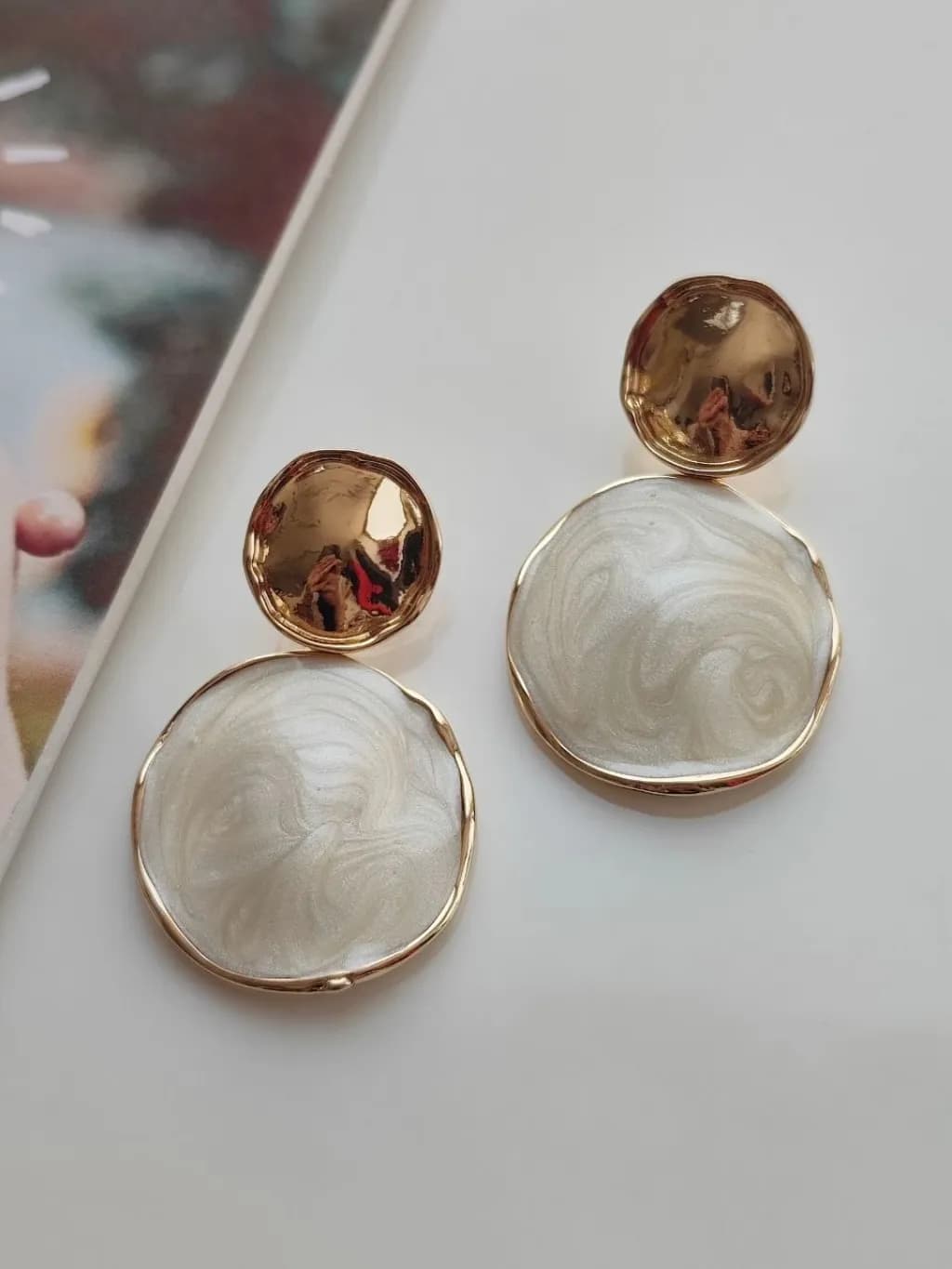 گوشواره ژوپینگ میناکاری مرمری — تصویر ۷