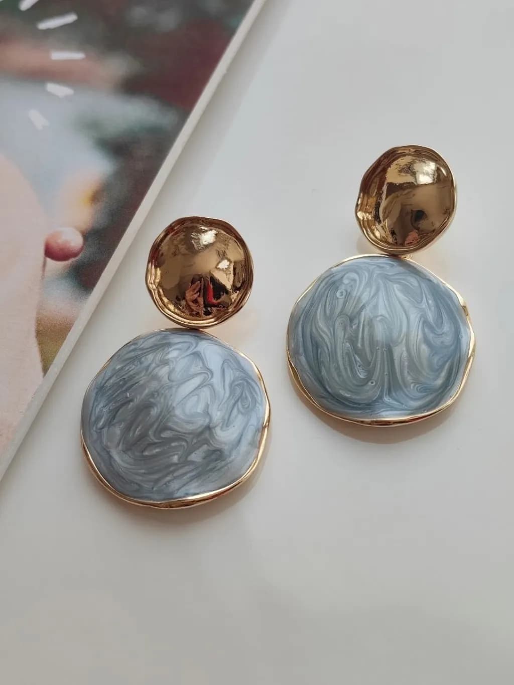 گوشواره ژوپینگ میناکاری مرمری — تصویر ۵