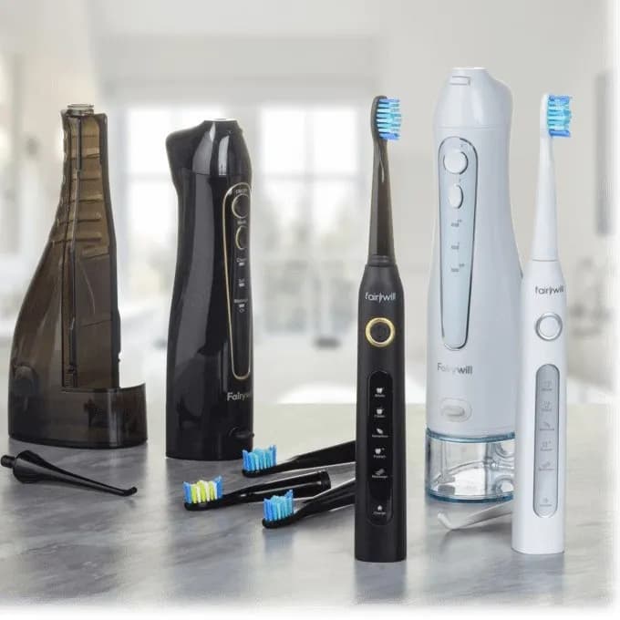 مسواک برقی شیائومی مدل FAIR WILL ORAL CARE COMBO همراه واترجت — تصویر ۲