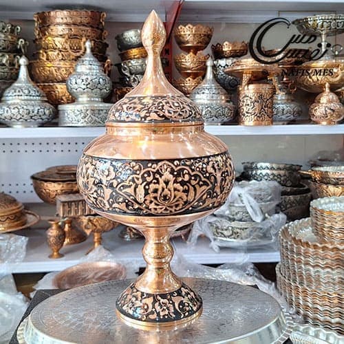 شکلات خوری پایه دار الماس تراش مدل ماهور