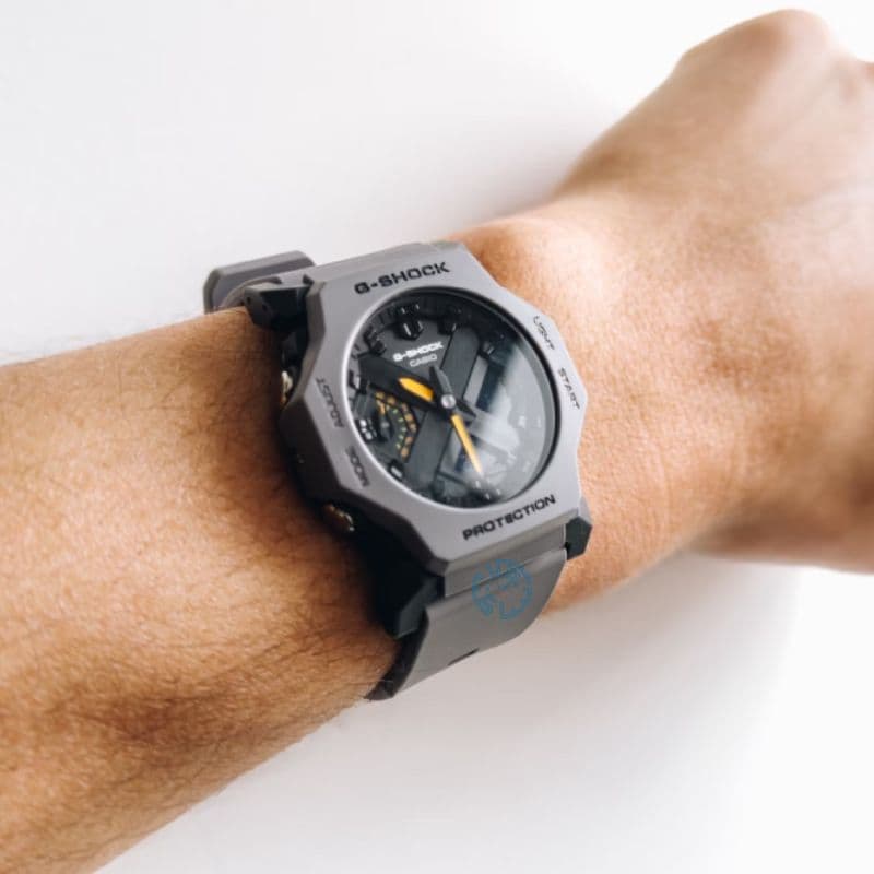 ساعت کاسیو G-SHOCK مدل GA-2300-8A — تصویر ۴