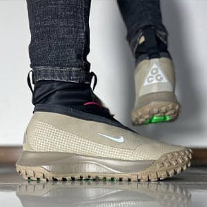 نایک ای سی جی مانتین فلی گورتکس خاکی بلک Nike ACG Mountain Fly Gore-Tex Khaki Black