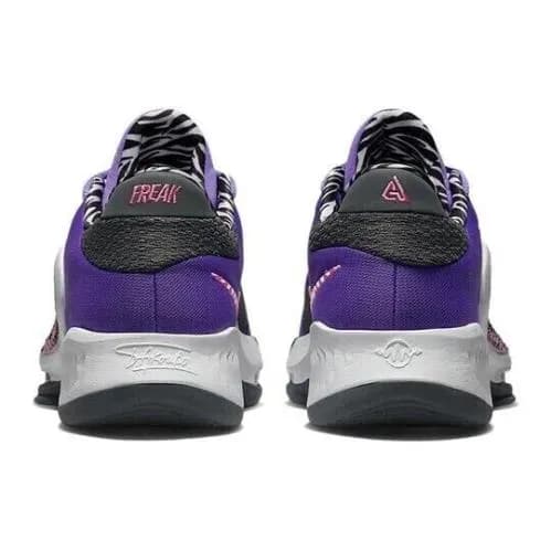 کفش بسکتبال نایکی Nike Zoom Freak 4 — تصویر ۴