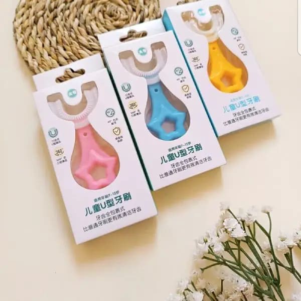 مسواک سیلیکونی ۳۶۰ درجه U شکل رنگی