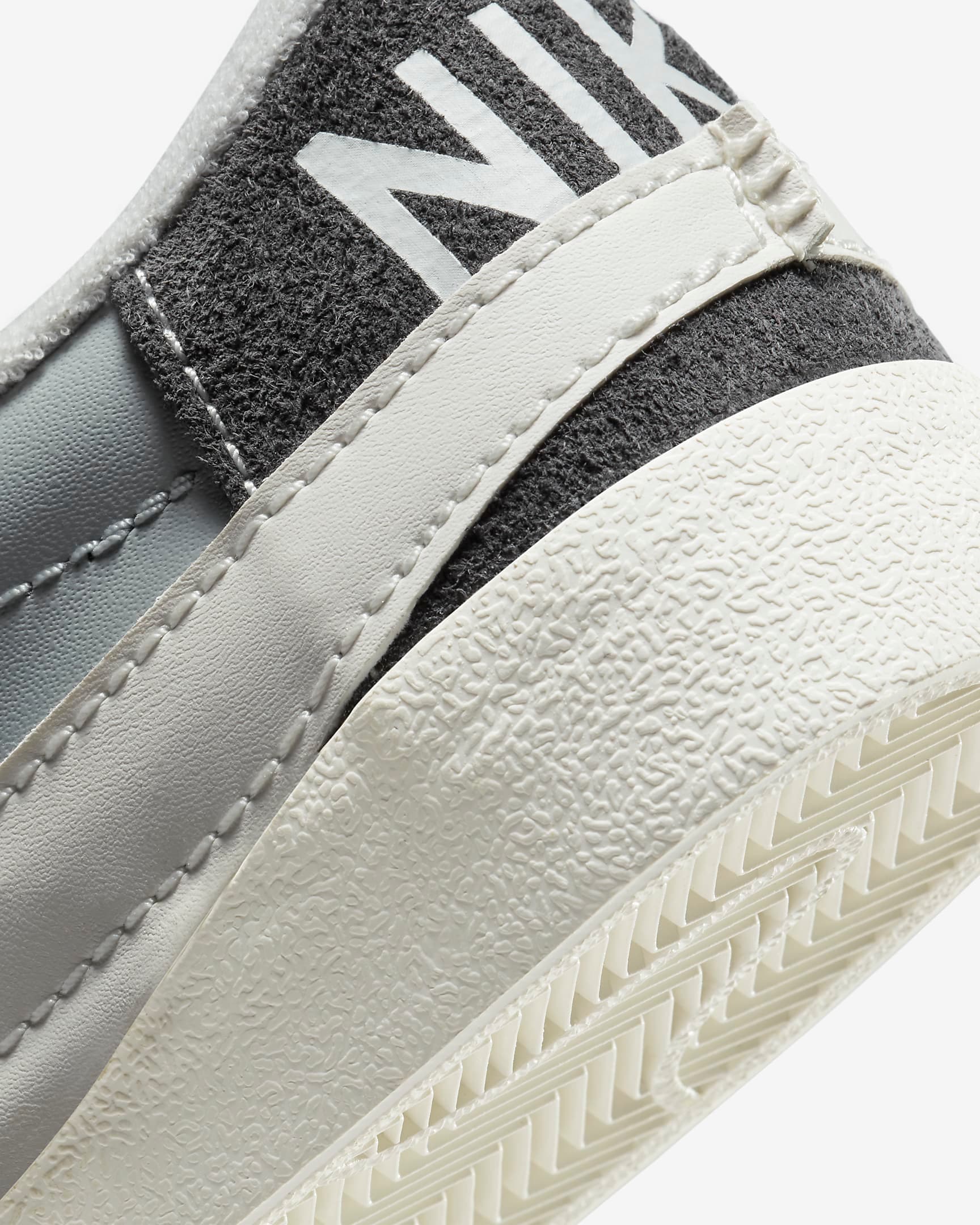 کتونی اورجینال مردانه نایکی بلیزر لو ’77 جامبو Nike Blazer Low ’77 Jumbo SE – SE