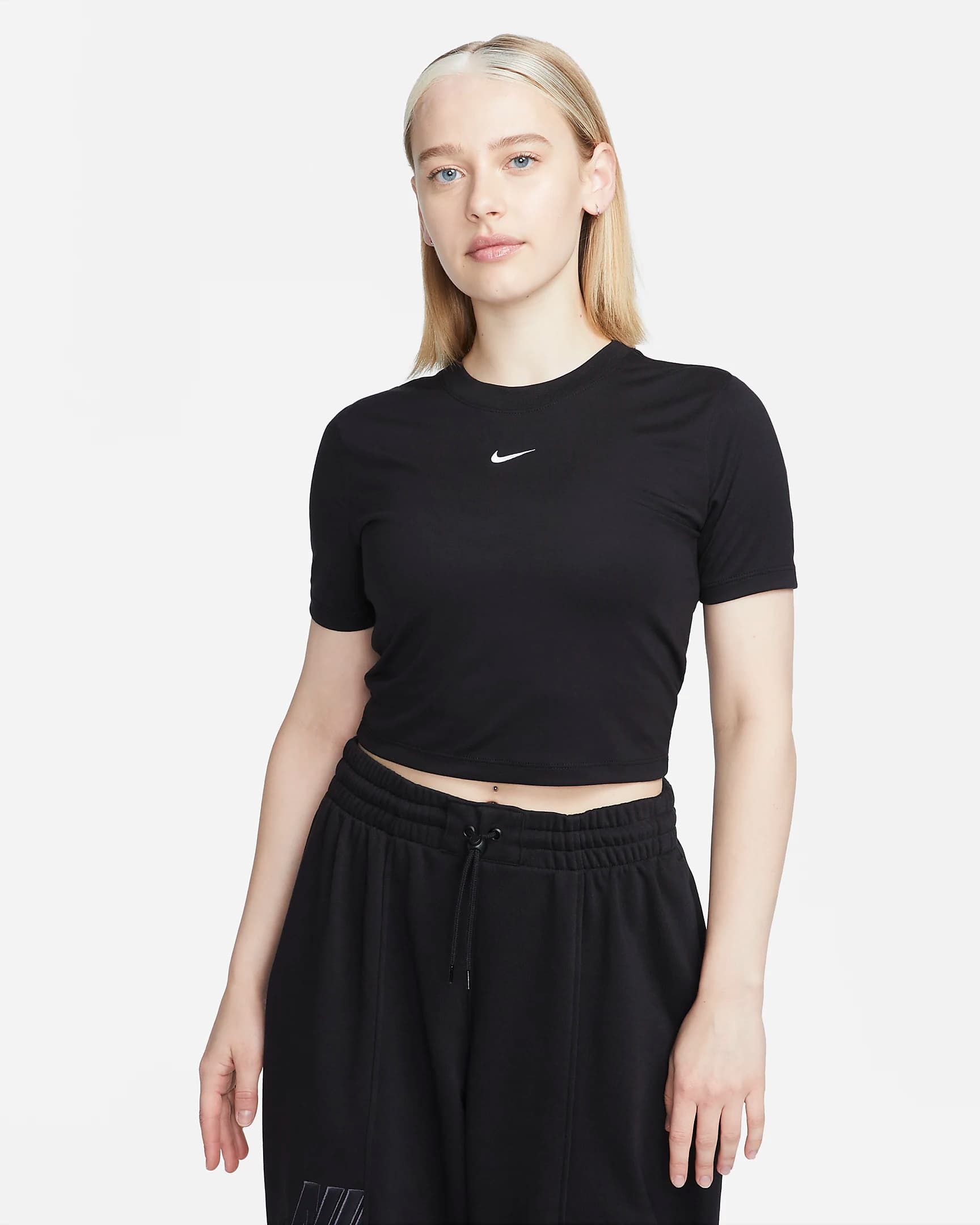 تیشرت زنانه نایکی اورجینال-Nike Sportswear Essential — تصویر ۶