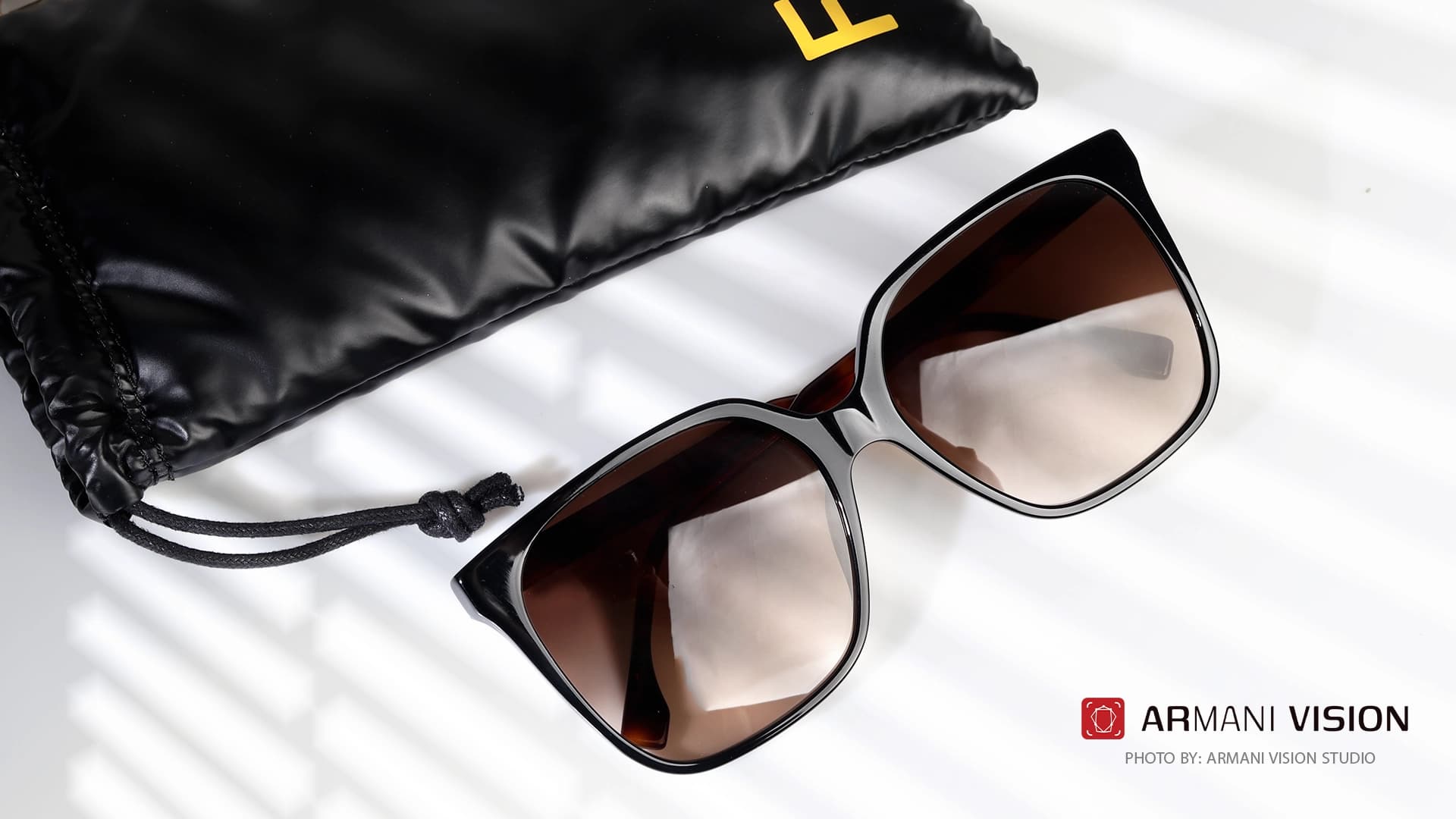 عینک فندی FENDI – FE40030I – 1F — تصویر ۸