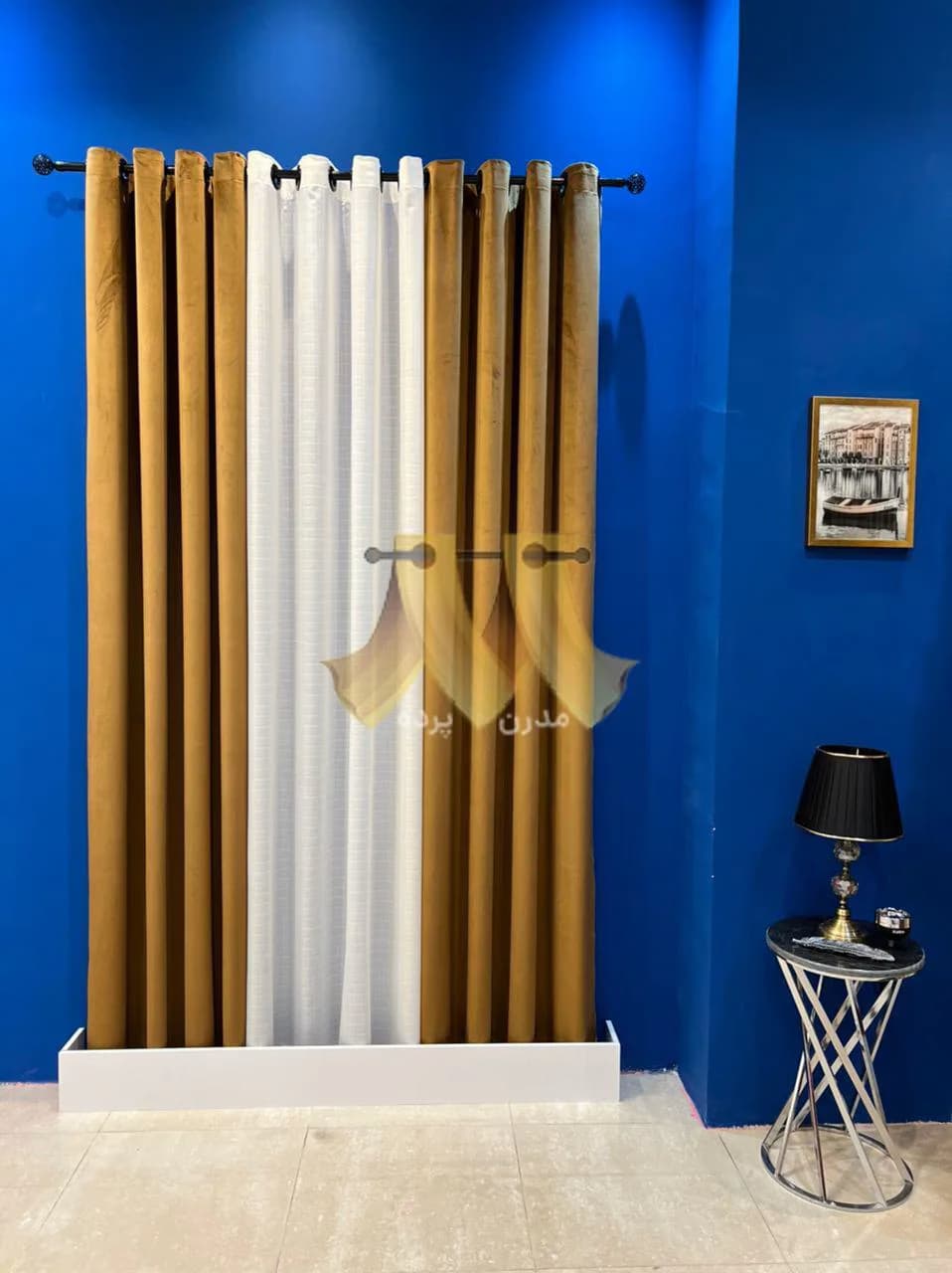 پرده آماده پانچی مخمل ساده نسکافه ای با حریر