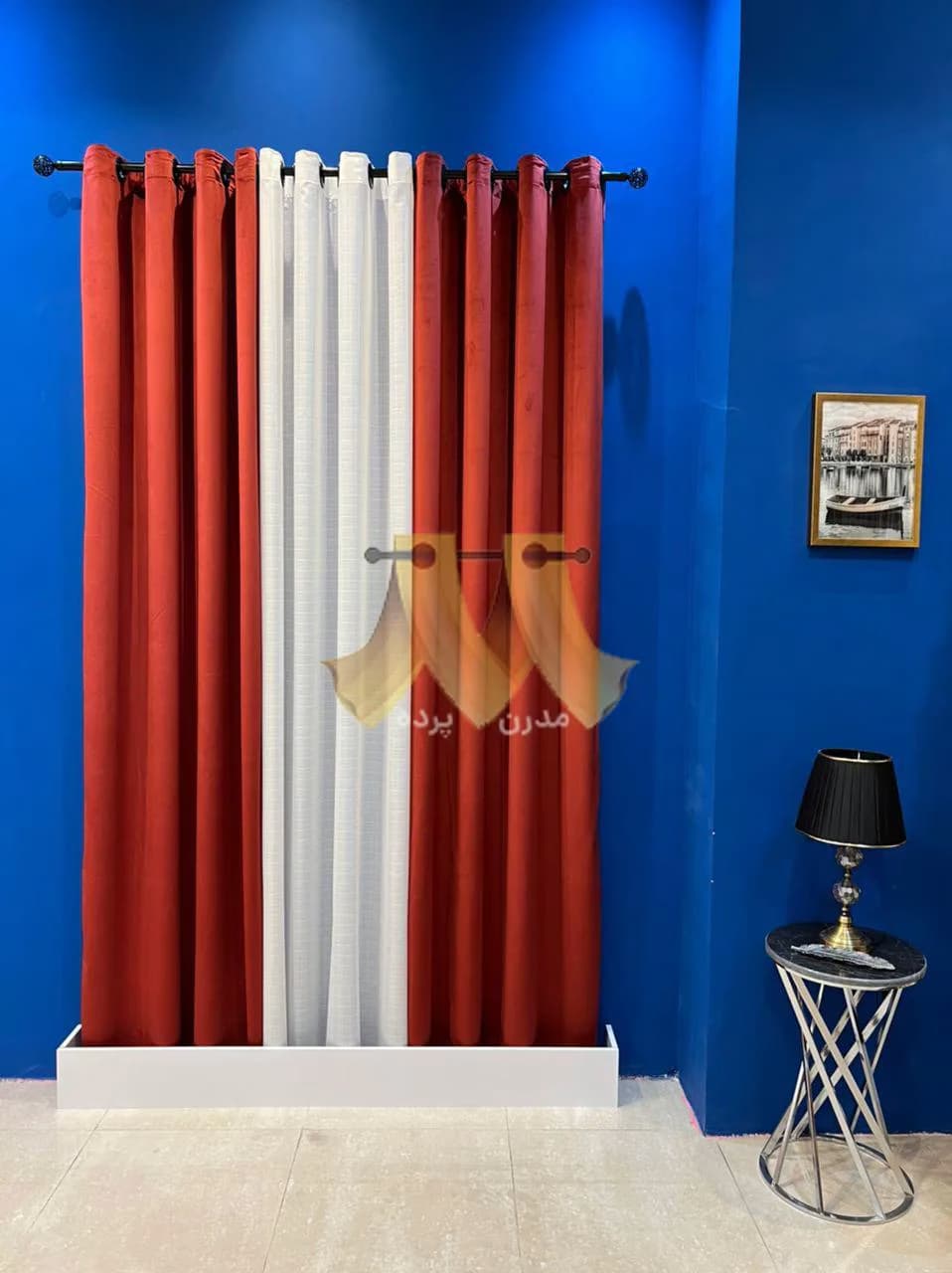 پرده آماده پانچی مخمل ساده عنابی با حریر