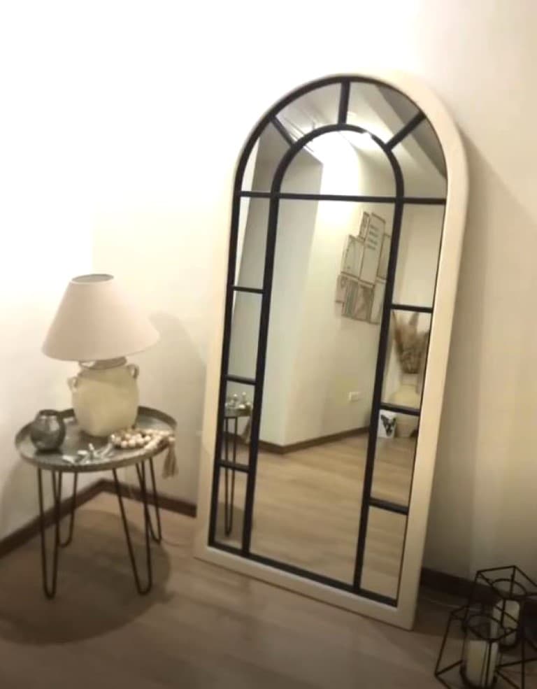 آینه قدی گنبدی چوب و فلز — تصویر ۳