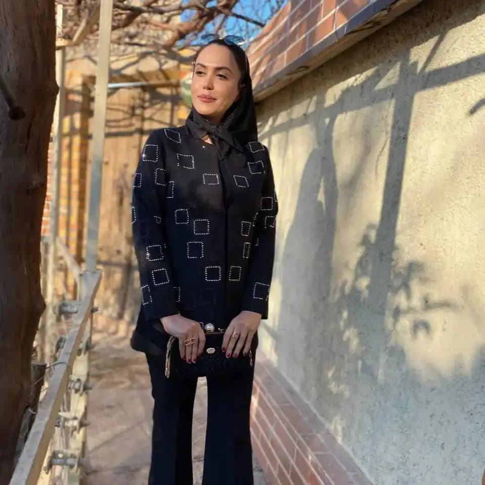 کت مجلسی مربعی — تصویر ۳