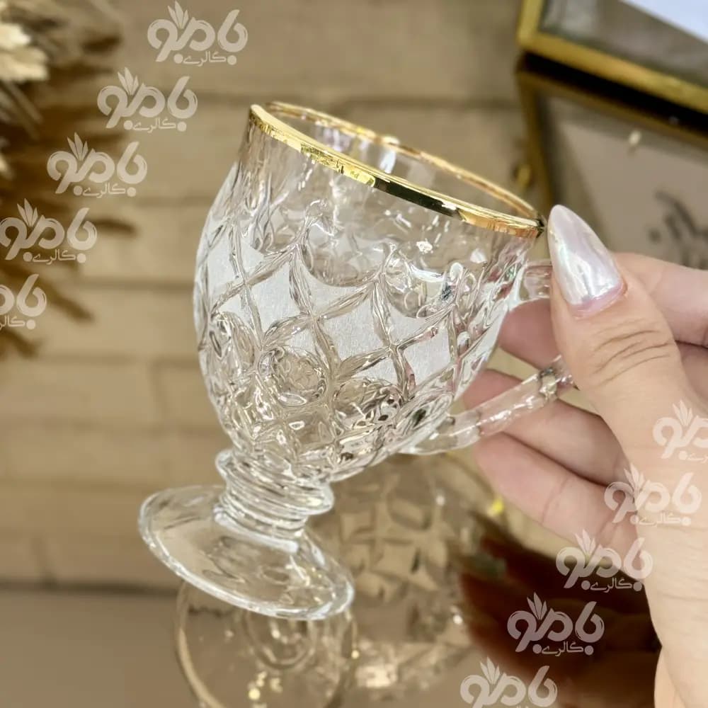 فنجان آنجلیکا پایه دار لب طلایی