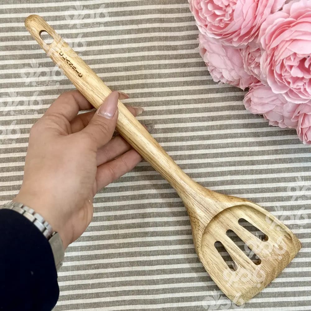 کفگیر چوبی رابر کلاسیک ضخیم Sk08 — تصویر ۲
