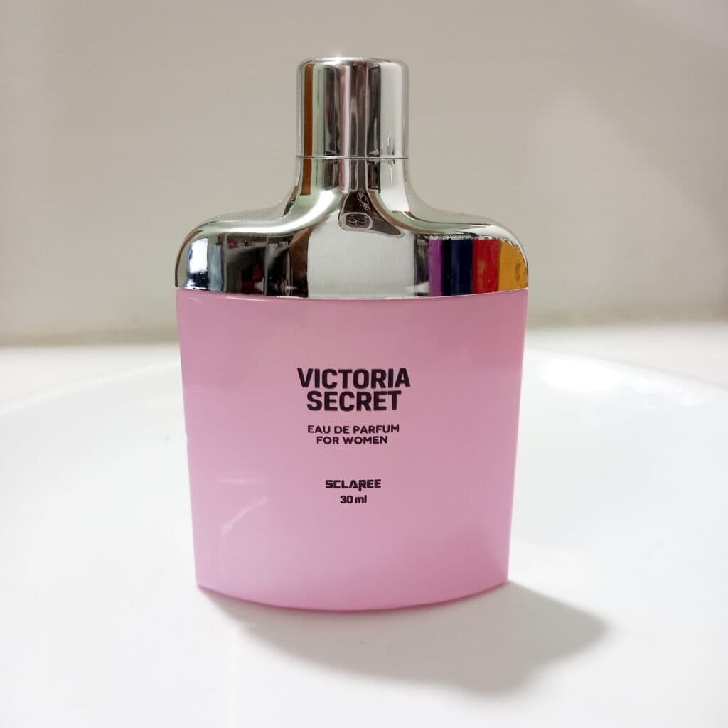عطر تلگرامی مردانه اسکلاره مدل victoria secret حجم 30 میل — تصویر ۲