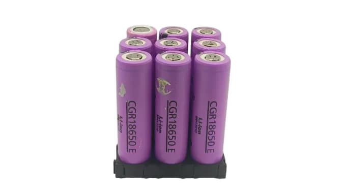 باتری لیتیومی Panasonic مدل CGR18650E-2C-2600mAh (استوک کم کارکرد) — تصویر ۲