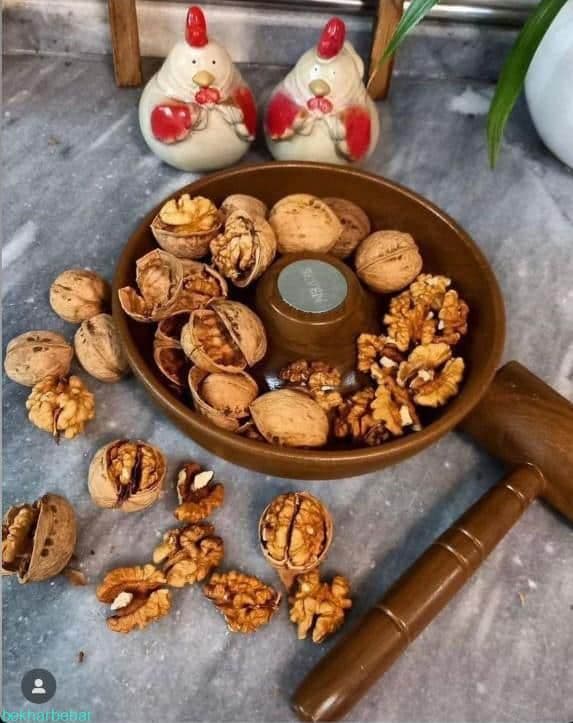 ظرف گردو شکن اصل طرح چوب با چکش مقاوم با کیفیت بادام شکن