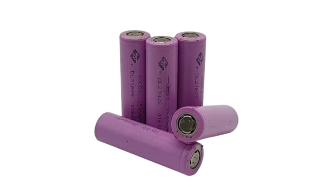 باتری لیتیوم یون مدلDMEGC-INR18650-HP-10C-2600mAh (استوک با کرکرد صفر)