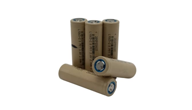 باتری لیتیوم یون مدل KRM-INR18650-10C-2000Mah (استوک با کارکرد صفر)