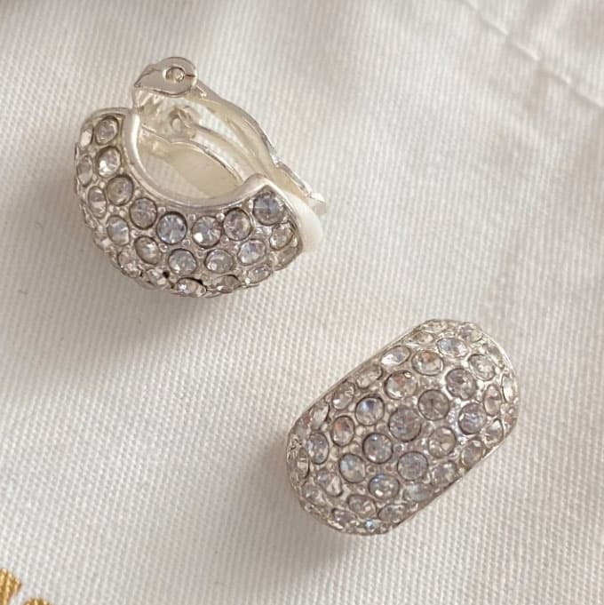 گوشواره حلال درخشان بدون نیاز به سوراخ گوش(فیک)