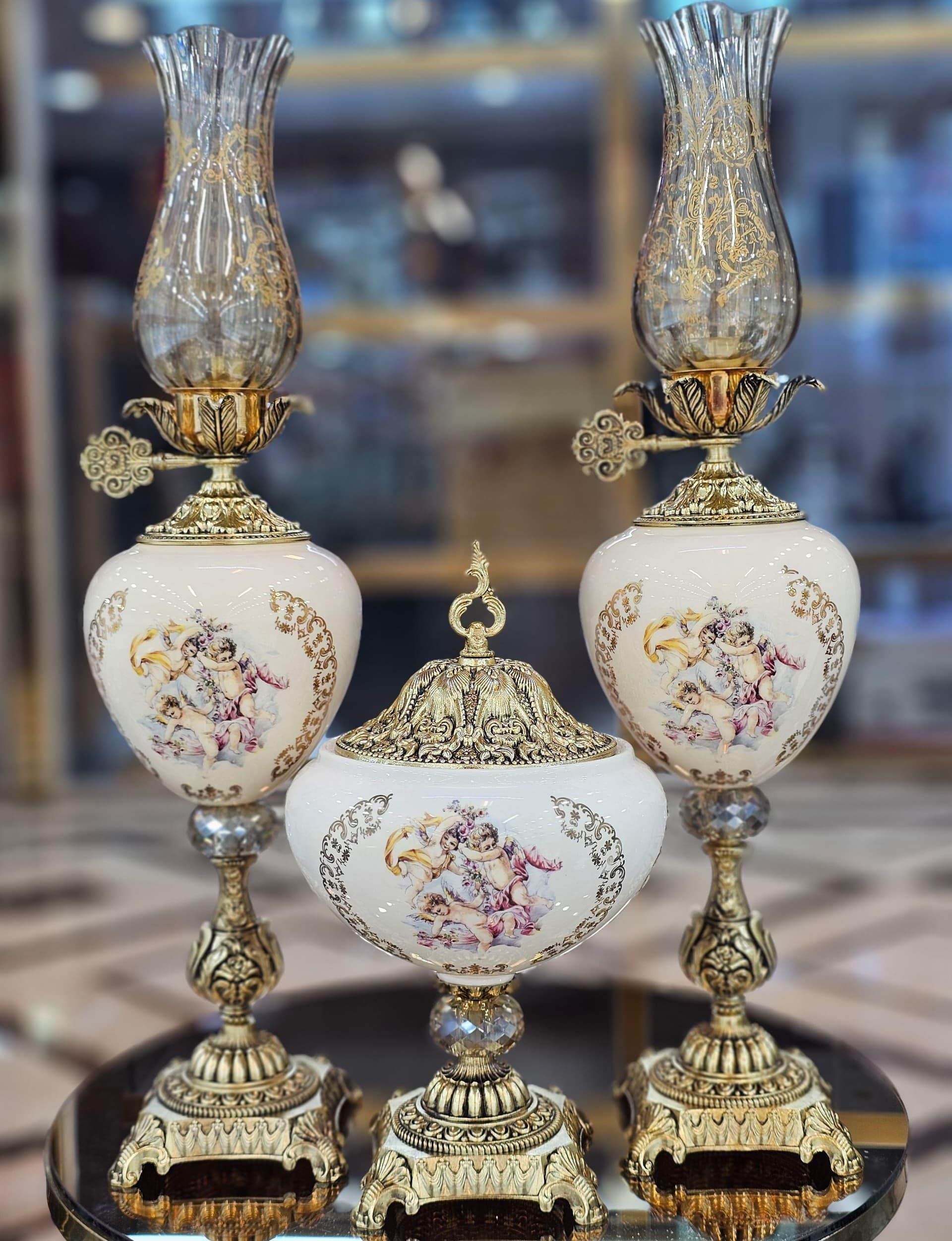 ست شمعدان و شکلات خوری آریا (سفید،زرشکی،سرمه ای،سبز،آبی فیروزه ای) — تصویر ۲