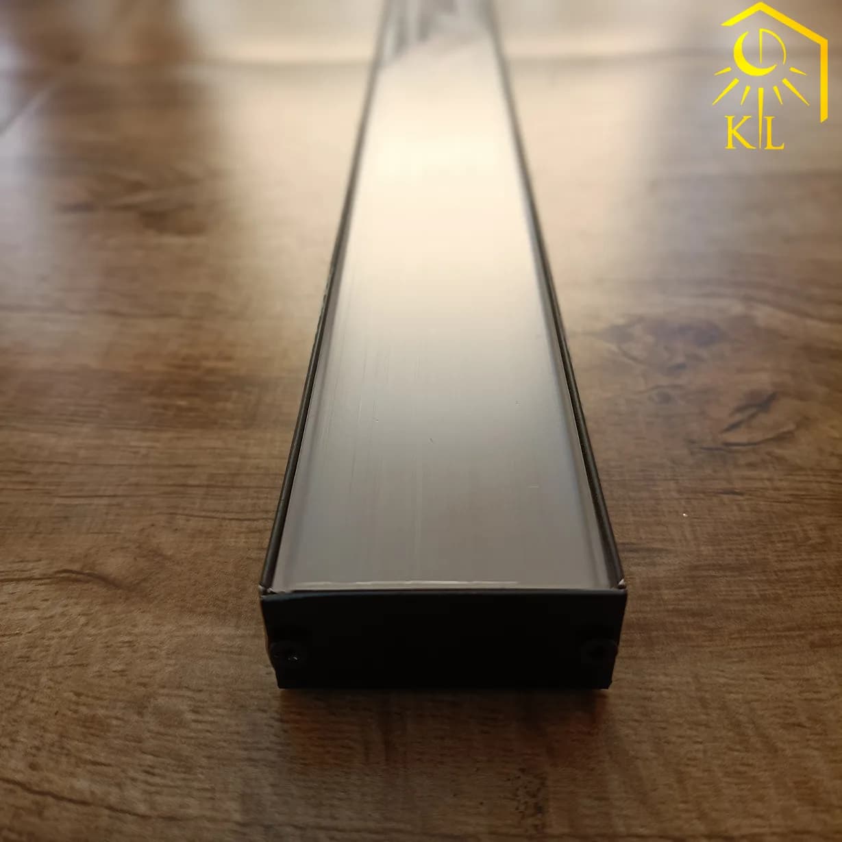 لاین نوری چراغ خطی روکار LED رویه 45 ارتفاع 20 میلیمتری کد 14